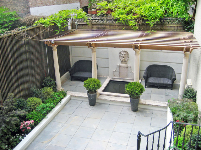 Townhomes With Backyard
 NYC Townhouse Garden Backyard Patio Bluestone Fountain