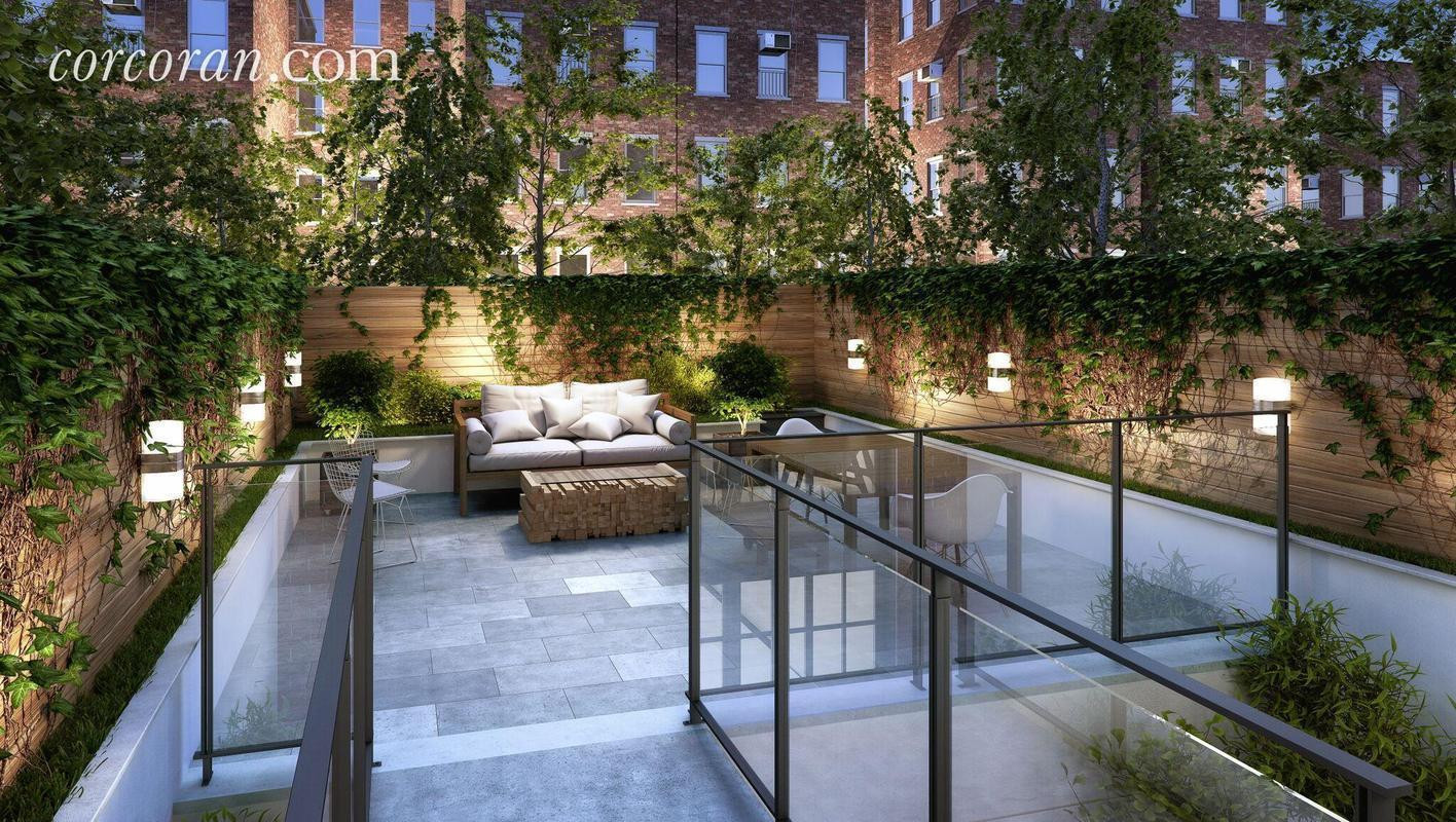 Townhomes With Backyard
 This $14 8M UWS Townhouse Does Not Have a Pool in the Back