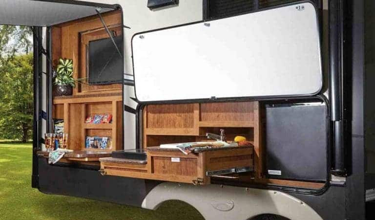 Travel Trailers With Outdoor Kitchens
 Travel Trailers With Outdoor Kitchens 7 Excellent