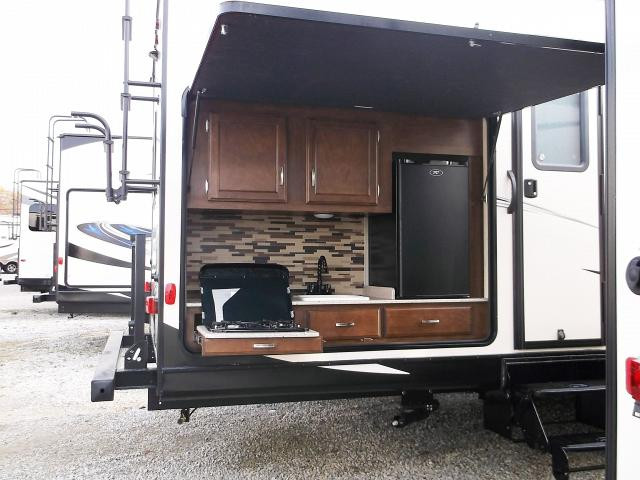 Travel Trailers With Outdoor Kitchens
 Top 20 Travel Trailers with Outdoor Kitchens Home