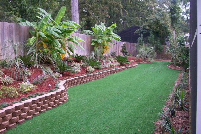 Tropical Backyard Decorations
 20 Awesome Landscaping Ideas For Your Backyard