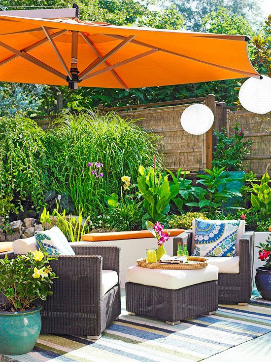 Tropical Backyard Decorations
 How to Create a Small Outdoor Oasis