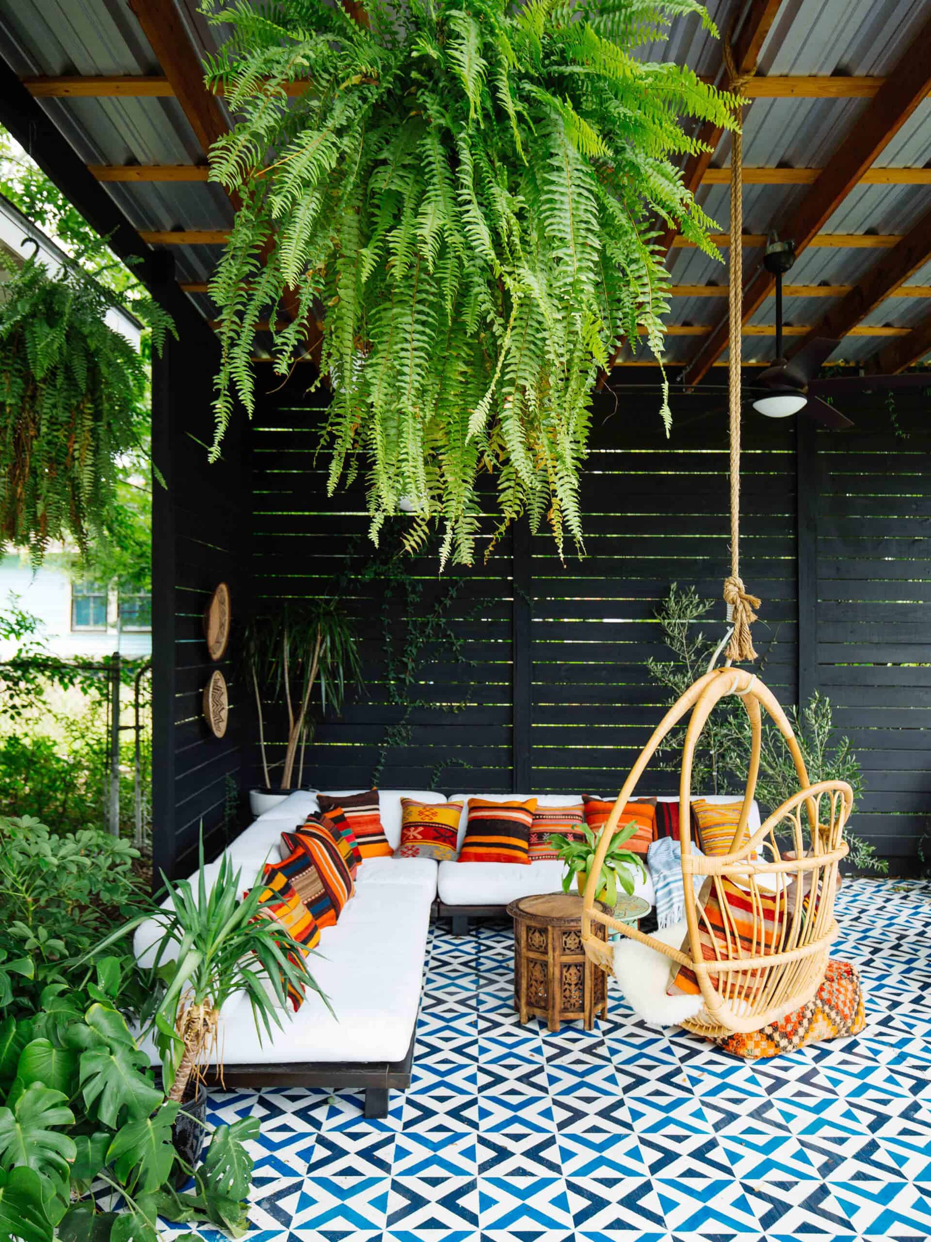 Tropical Backyard Decorations
 Tropical Island Home Decor Ideas