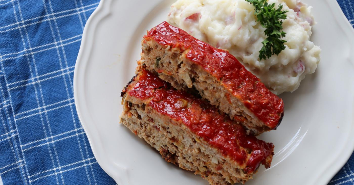 Turkey Meatloaf With Salsa
 Easy Turkey Meatloaf Dump and Go Dinner