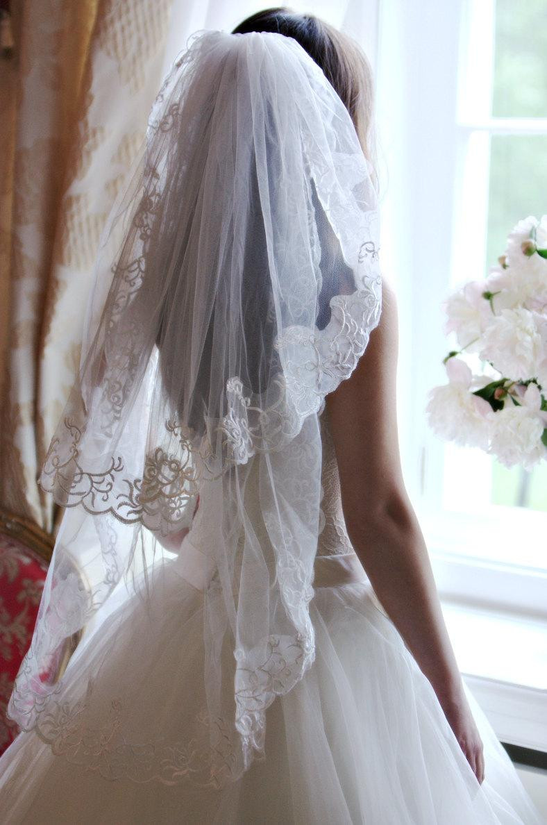 Two Tier Wedding Veil
 Lace Veil Short Two Tier Veil Fingertip Veil Bridal