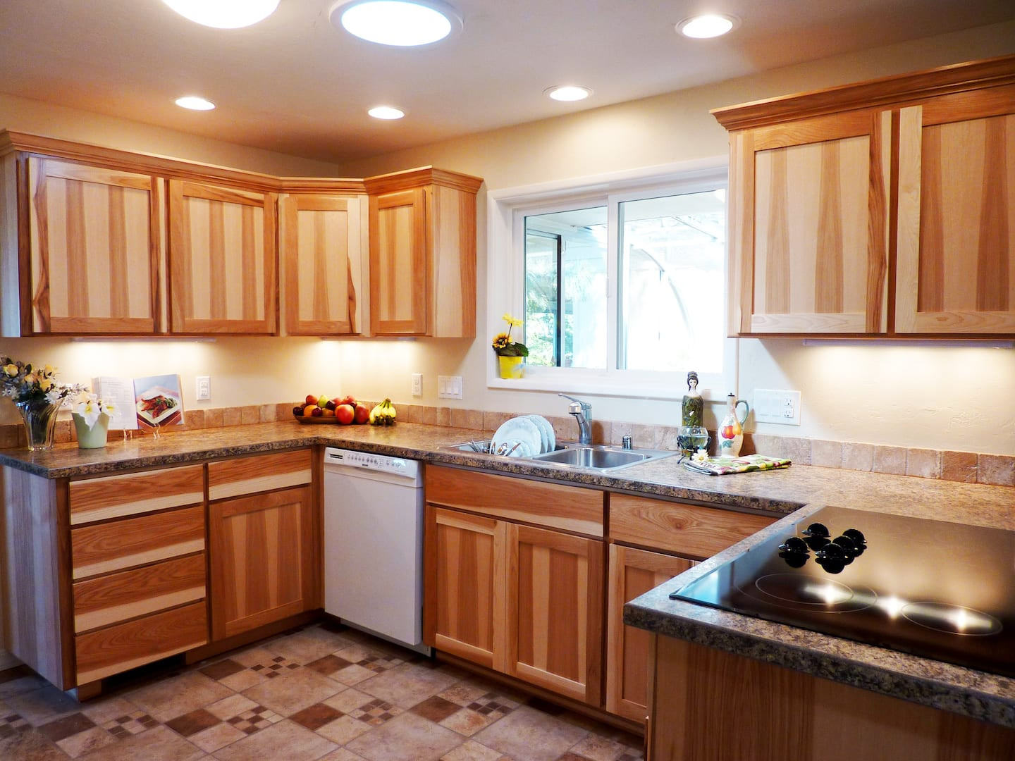 Under Cabinet Lighting For Kitchen
 Under Cabinet Lighting