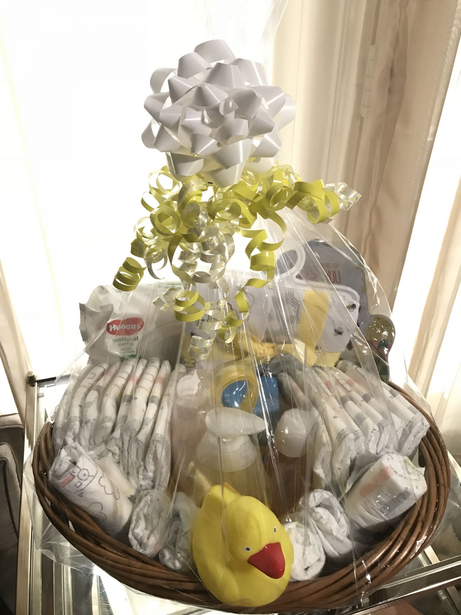 Unisex Gift Basket Ideas
 Uni 👶 Baby Shower Gift Basket 🍼