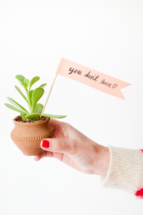Valentines Day Gift Ideas For Coworkers
 3 Easy Valentines for Your Coworkers
