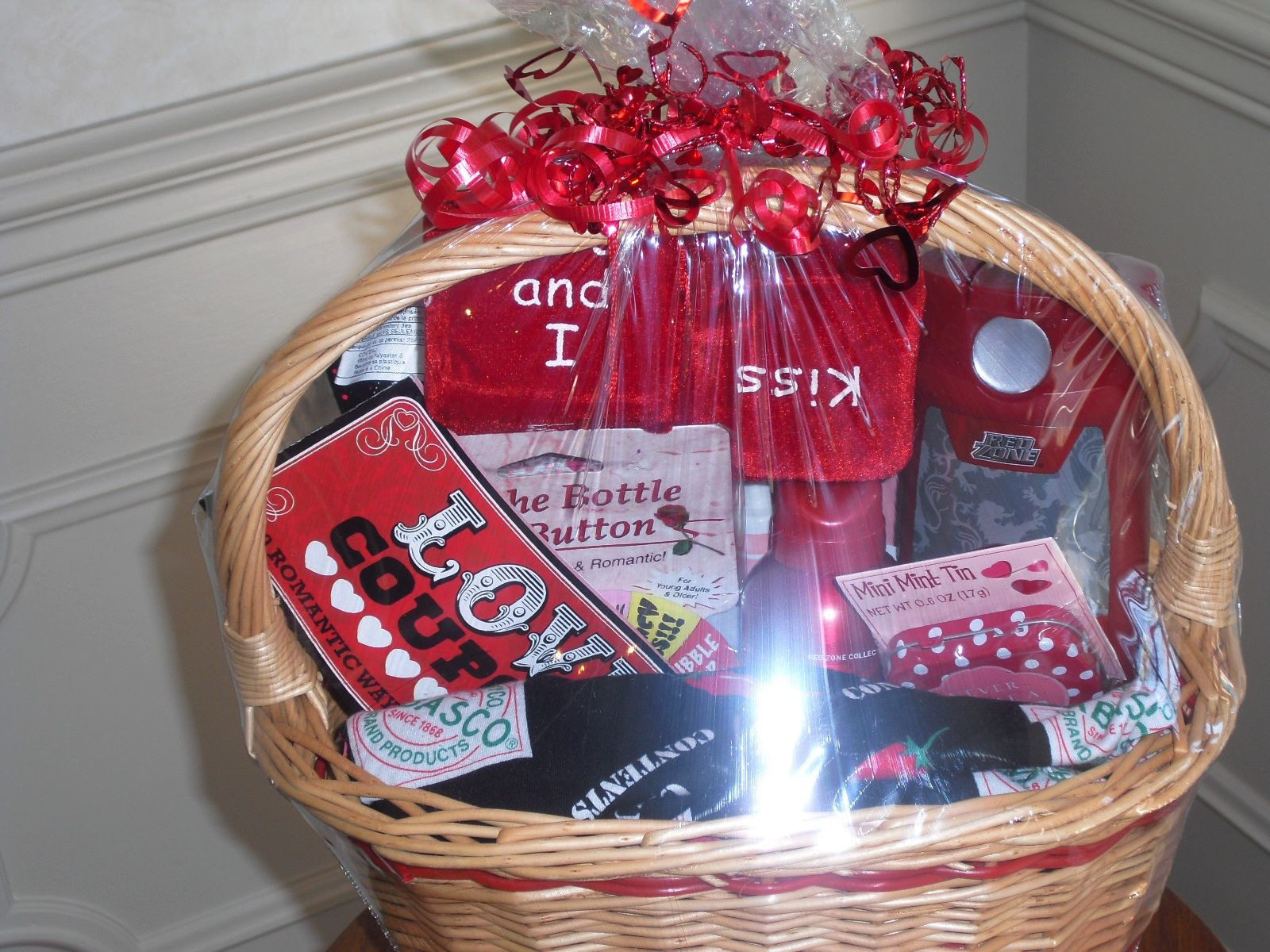 Valentines Gift Basket Ideas For Him
 Valentine Basket for Him