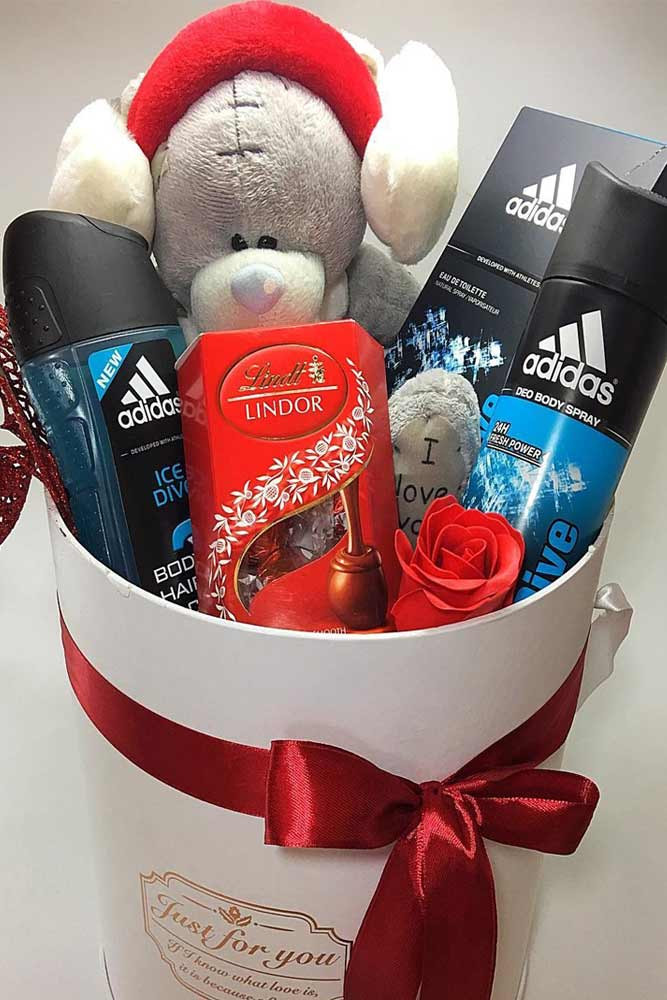 Valentines Gift Baskets For Him Ideas
 Creative Valentines Day Gifts For Him To Show Your Love