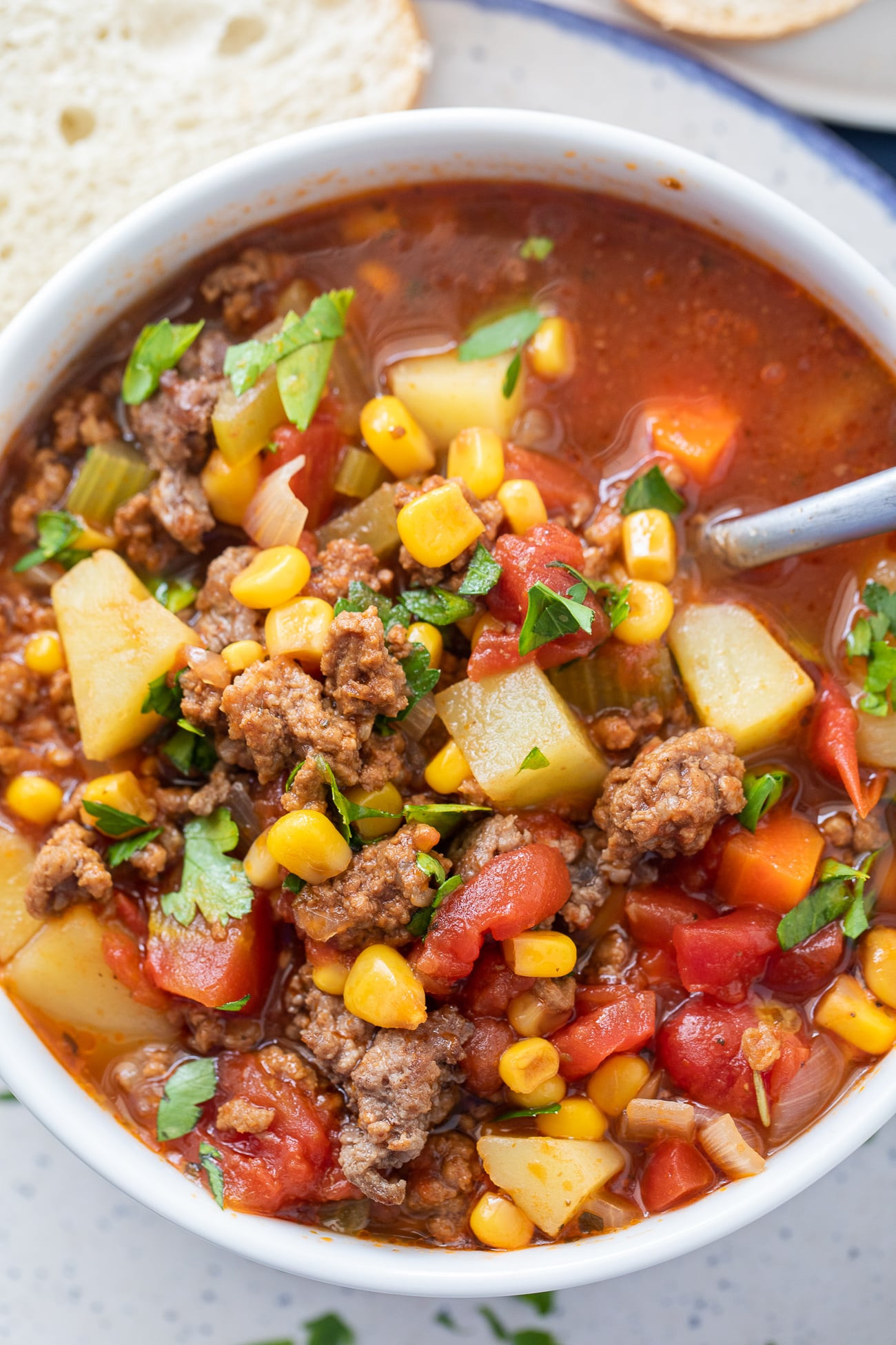 Vegetable Ground Beef Soup Recipes
 Easy Hamburger Soup Recipe Ground Beef and Ve able Soup