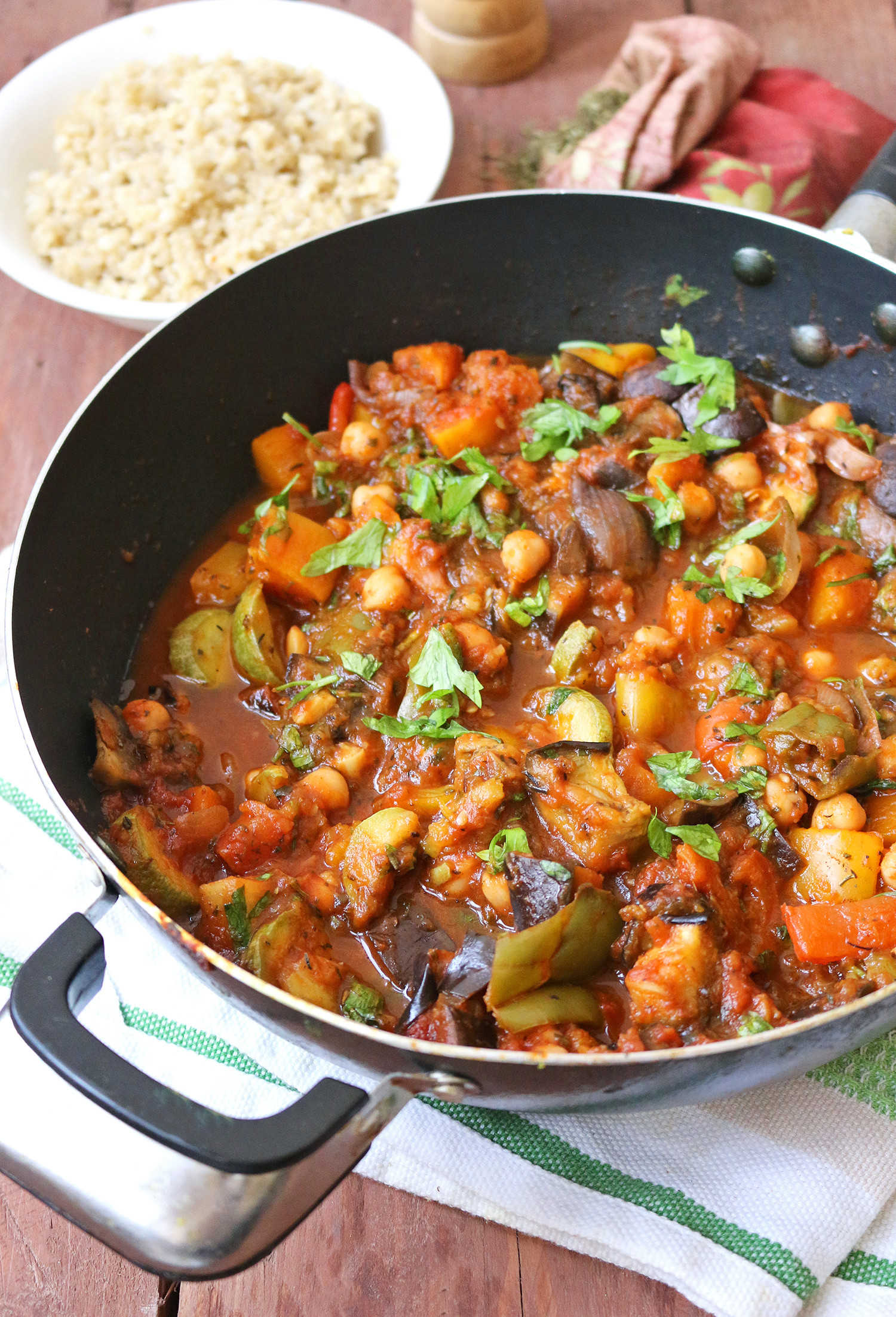 Vegetarian Chickpea Recipes
 Mediterranean Ve able and Chickpea Stew