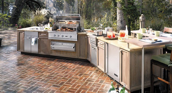 Viking Outdoor Kitchen
 Win a Viking Outdoor Kitchen Whole Mom