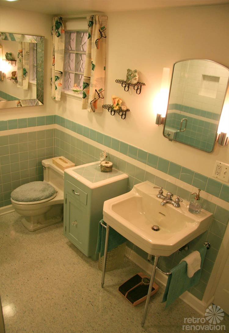 Vintage Style Bathroom Tile
 Gorgeous blue tile bathroom vintage style from scratch