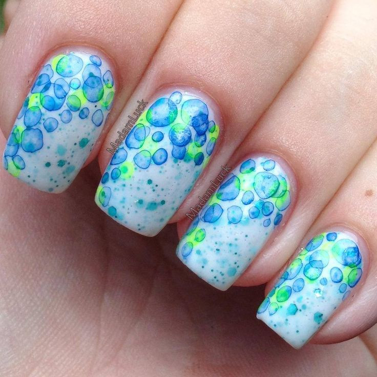 Water Droplet Nail Art
 water drop nail art