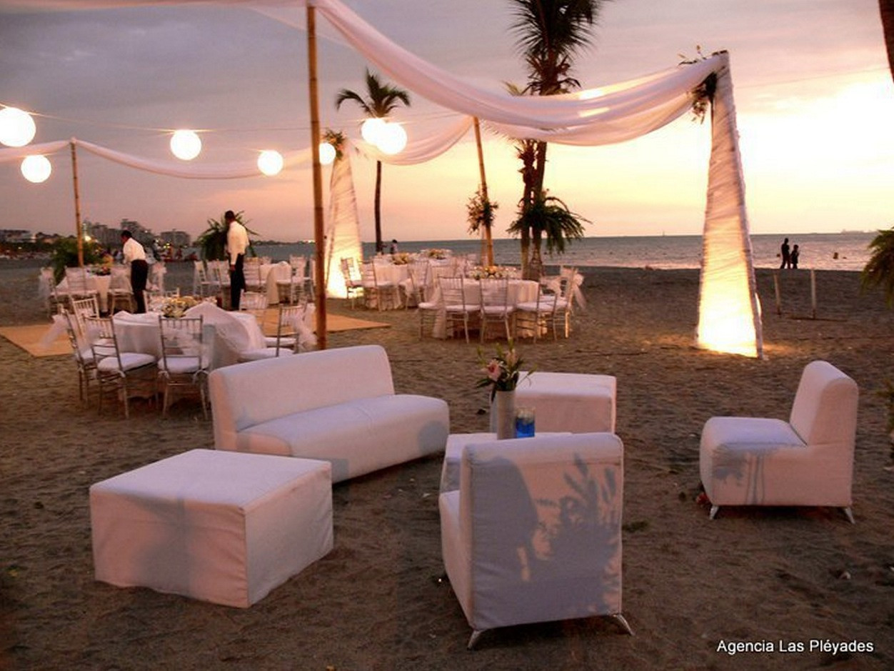 Wedding At The Beach
 Exotic Colombian Weddings