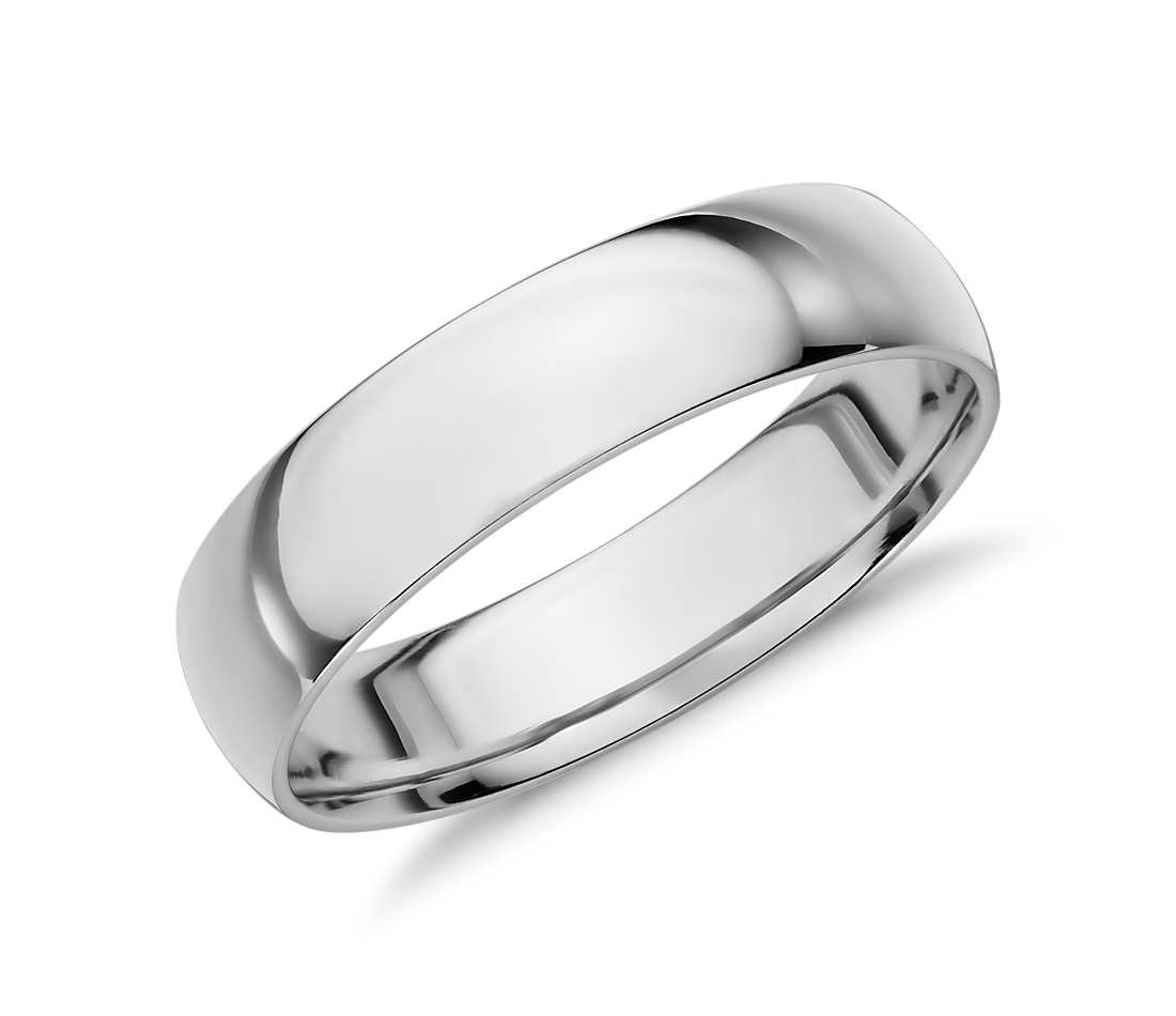 Wedding Band White Gold
 Mid weight fort Fit Wedding Band in 14k White Gold 5mm