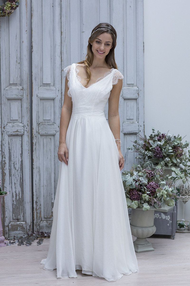 Wedding Dresses Casual
 What Are Some Cool Informal Wedding Dress Ideas