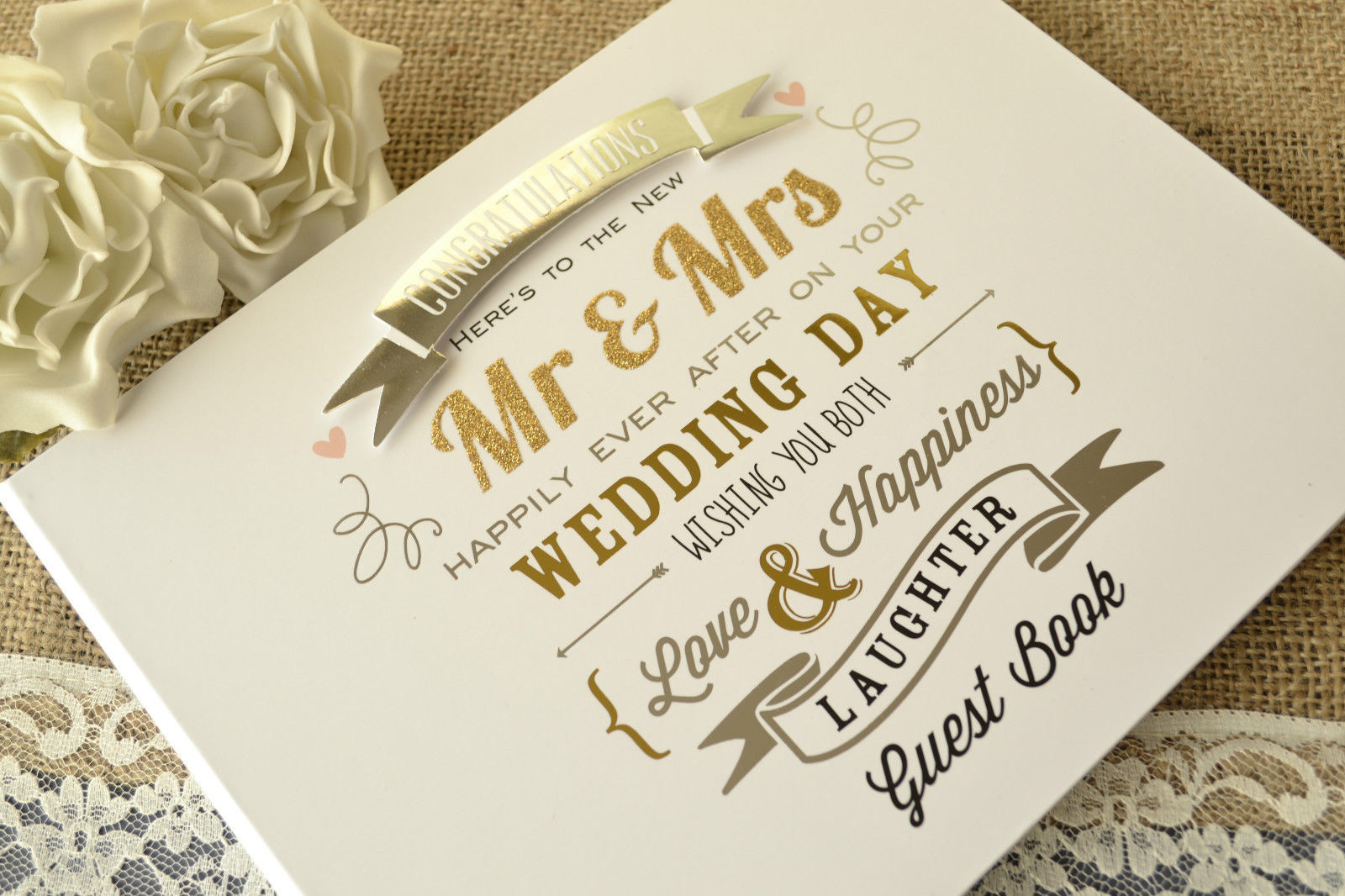 Wedding Guest Book Ideas Uk
 The 5 Most mon Things Brides For To Organise For
