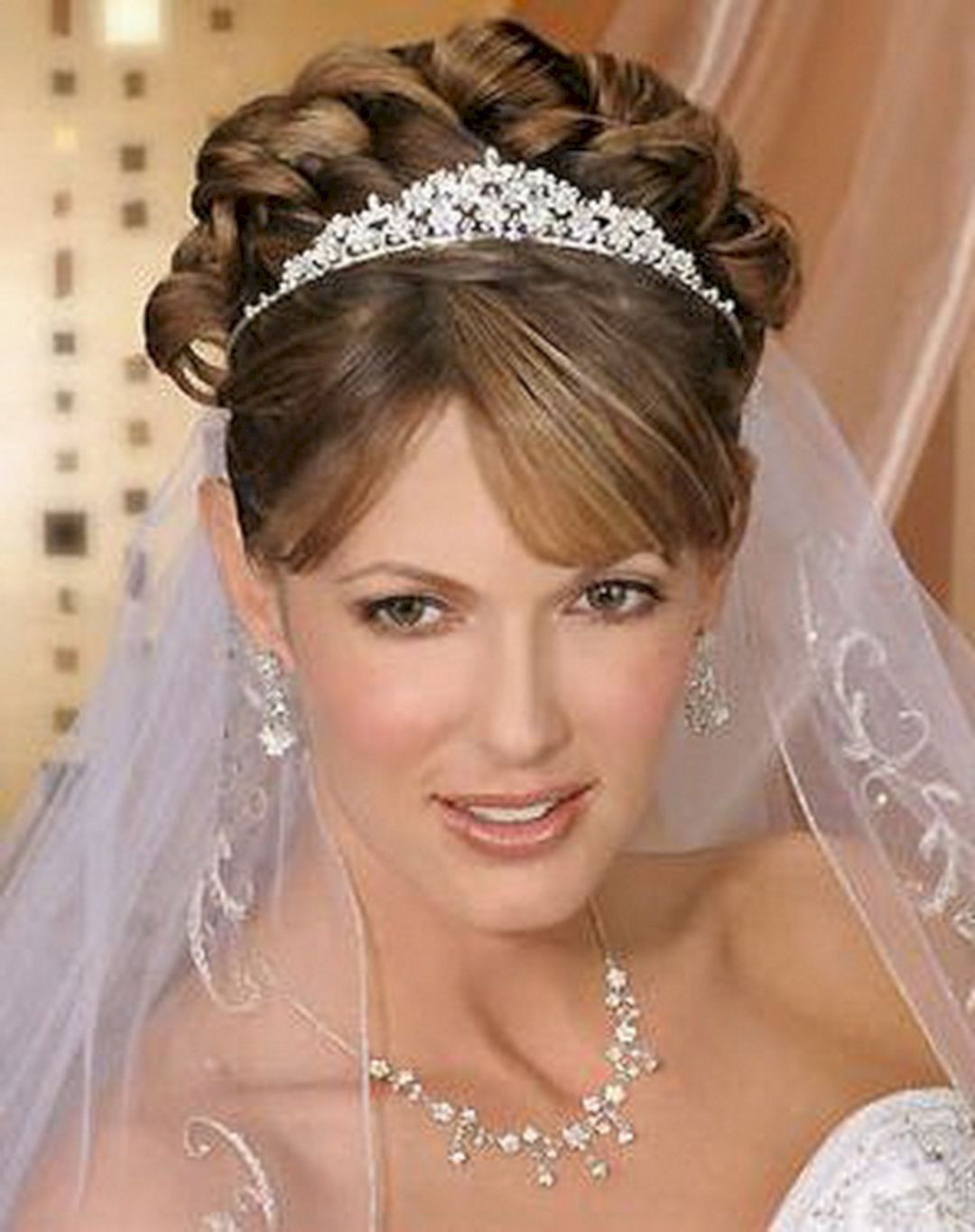 Wedding Hair With Veil And Tiara
 Wedding Hairstyles with Tiara and Veil 4 – OOSILE