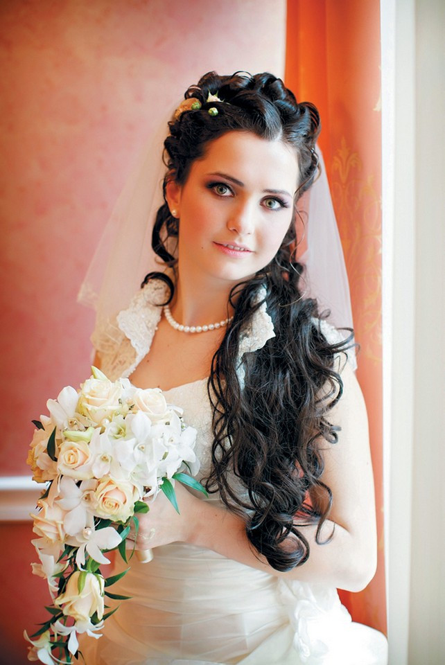 Wedding Hair With Veil And Tiara
 20 Wedding Hairstyles with Tiara Ideas Wohh Wedding