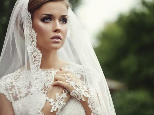 Wedding Makeup Cost
 How much does wedding makeup cost Here s an idea