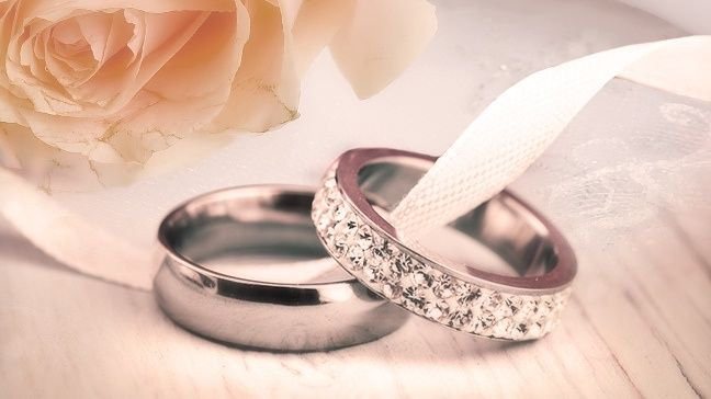 Wedding Ring Images
 How To Save Money Engagement Rings And Wedding Bands