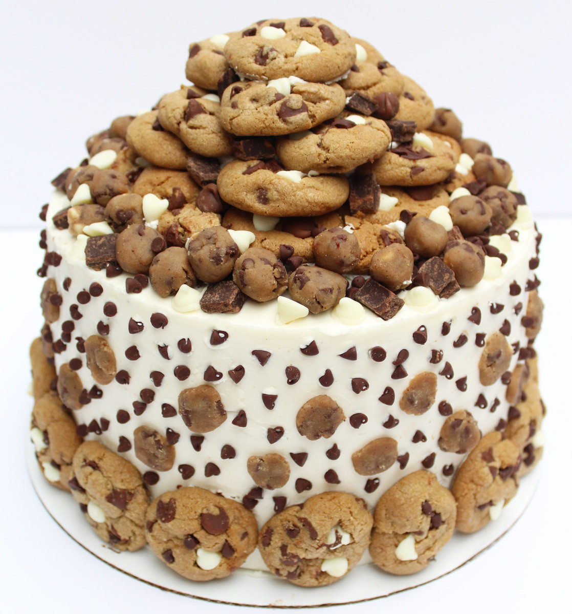 White Cake With Chocolate Chips
 Chelsweets Ultimate Chocolate Chip Cookie Dough Cake