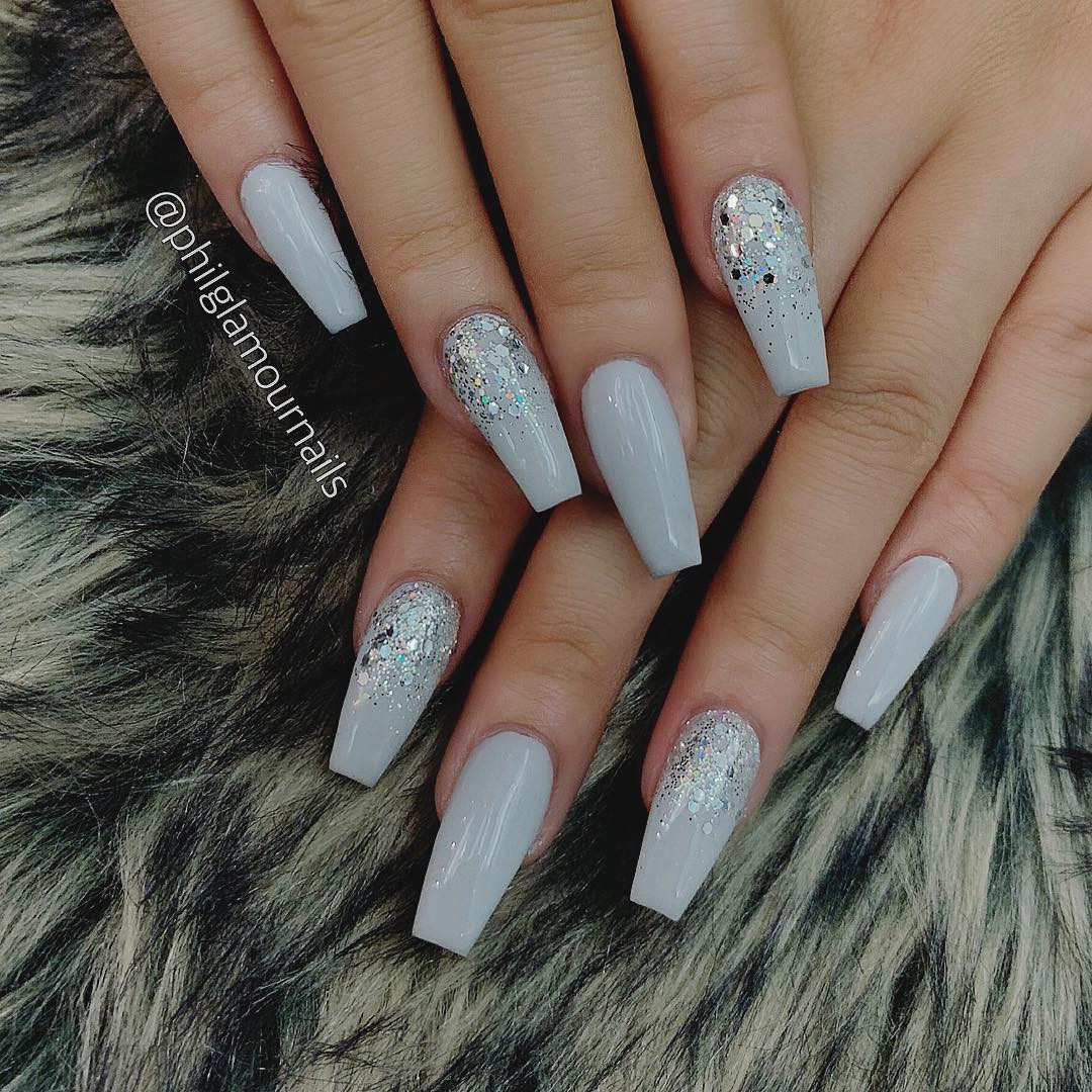 White Coffin Nail Designs
 32 Extraordinary White Acrylic Nail Designs to Finish Your