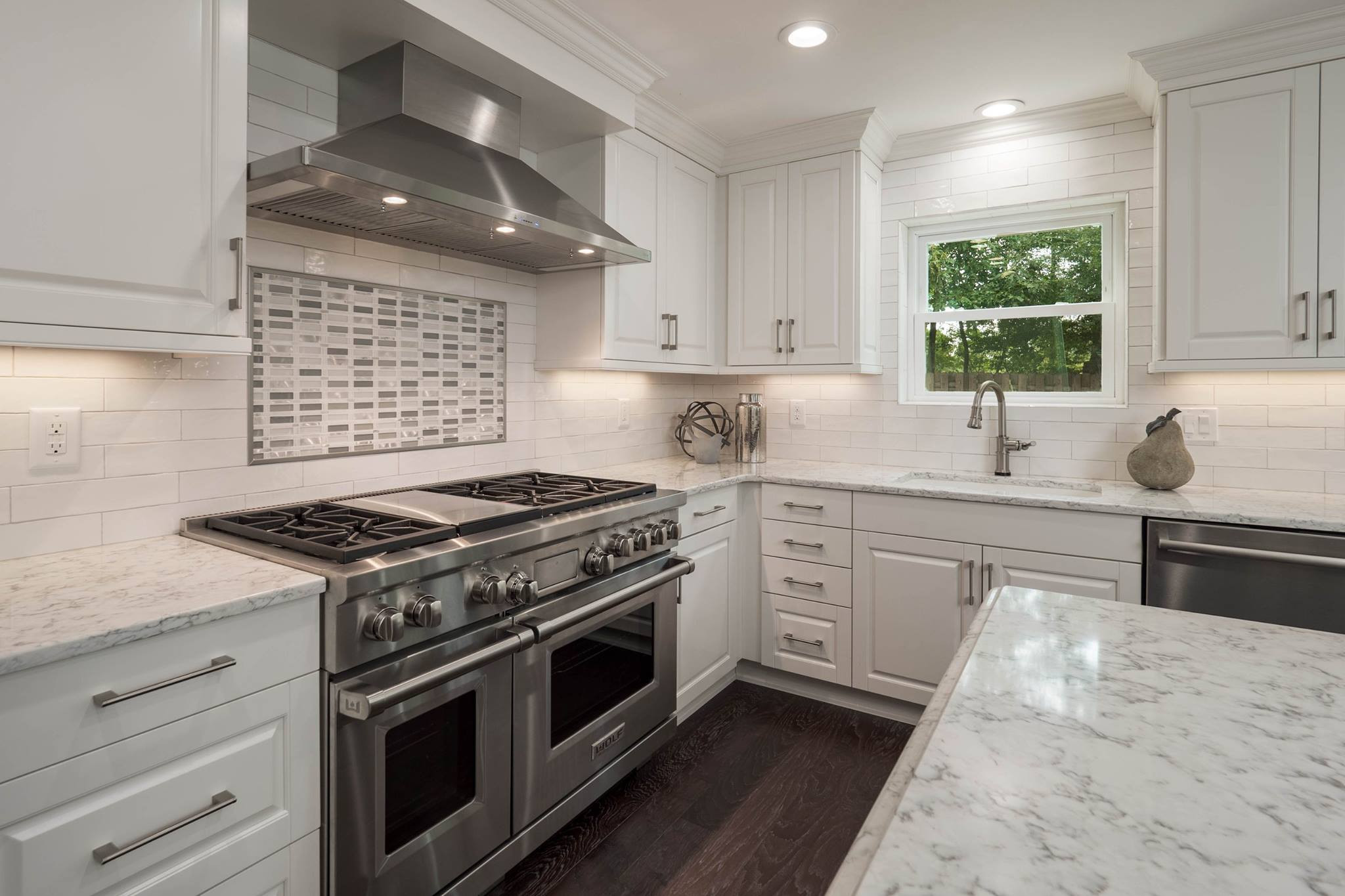 White Gray Kitchen
 Contemporary White & Gray Kitchen Cheryl Pett Design