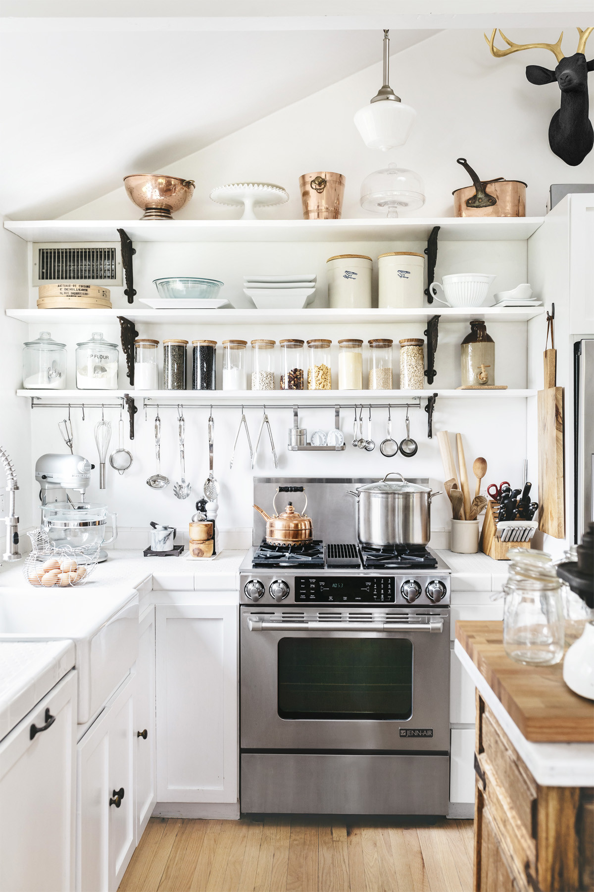 White Kitchen Accessories
 24 Best White Kitchens of White Kitchen Design