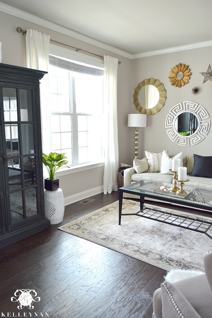 White Living Room Curtains
 The Favorite White Bud Friendly Curtains