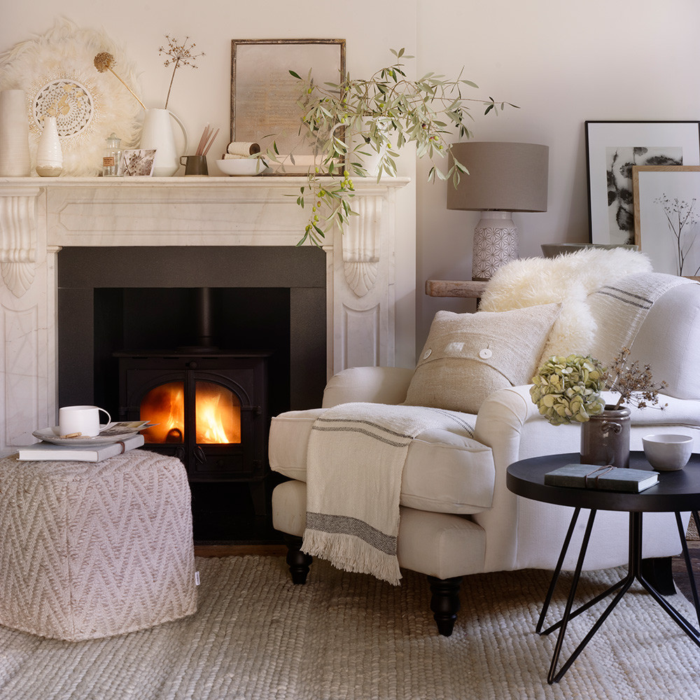 White Living Room Decor
 White living room ideas