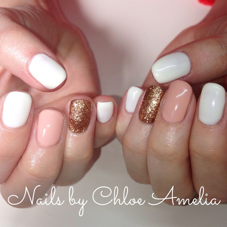 White Nails With Gold Glitter
 White hide and seek and rose gold glitter Calgel manicure