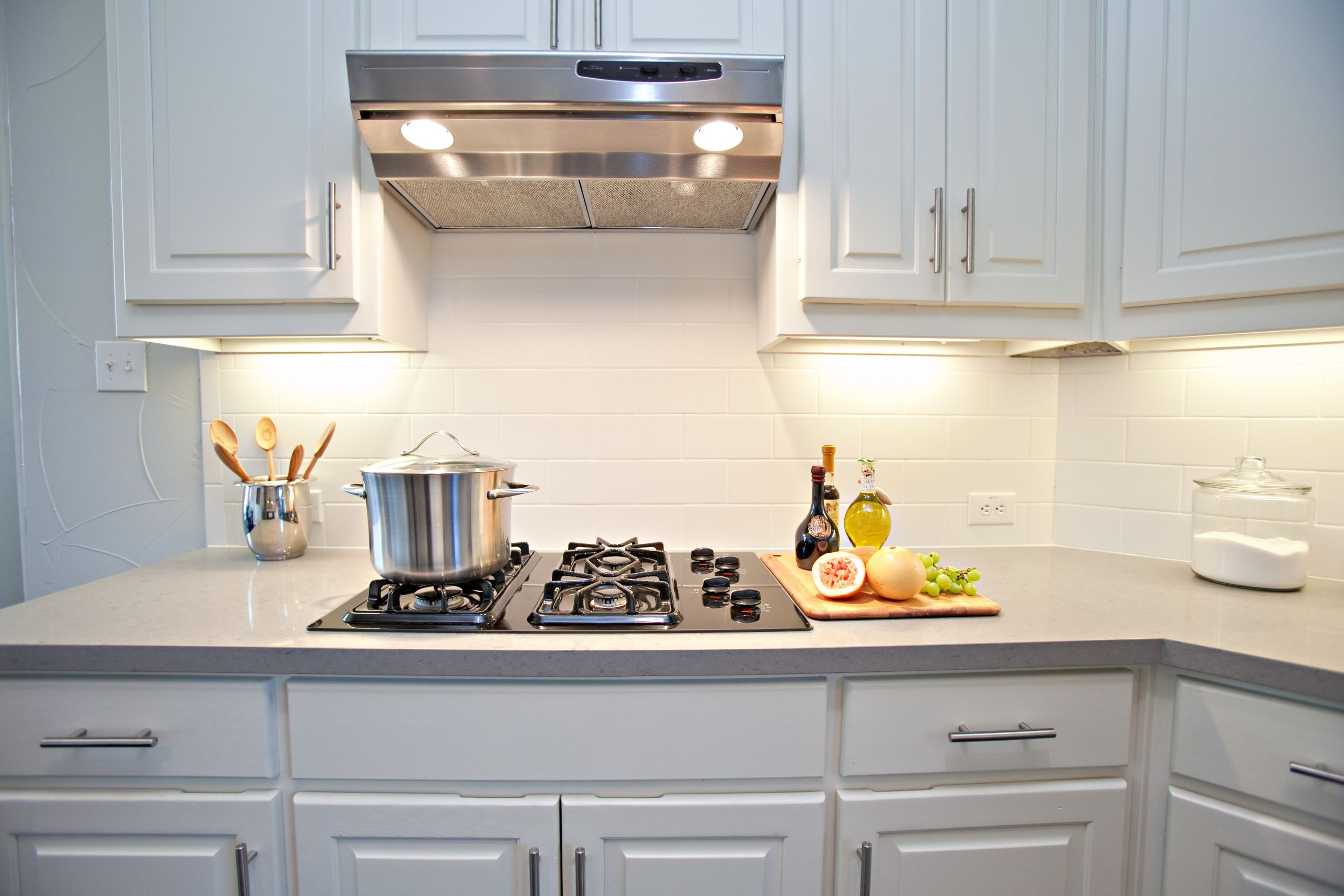 White Tile Kitchen Backsplash
 white subway tile backsplash