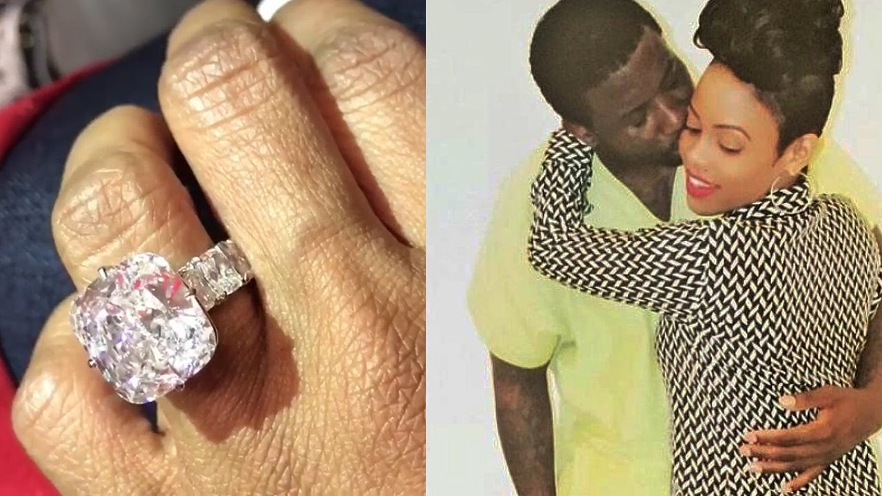 Who Buys The Wedding Bands
 Gucci Mane Buys His Girlfriend A $5 Million 25 Carat