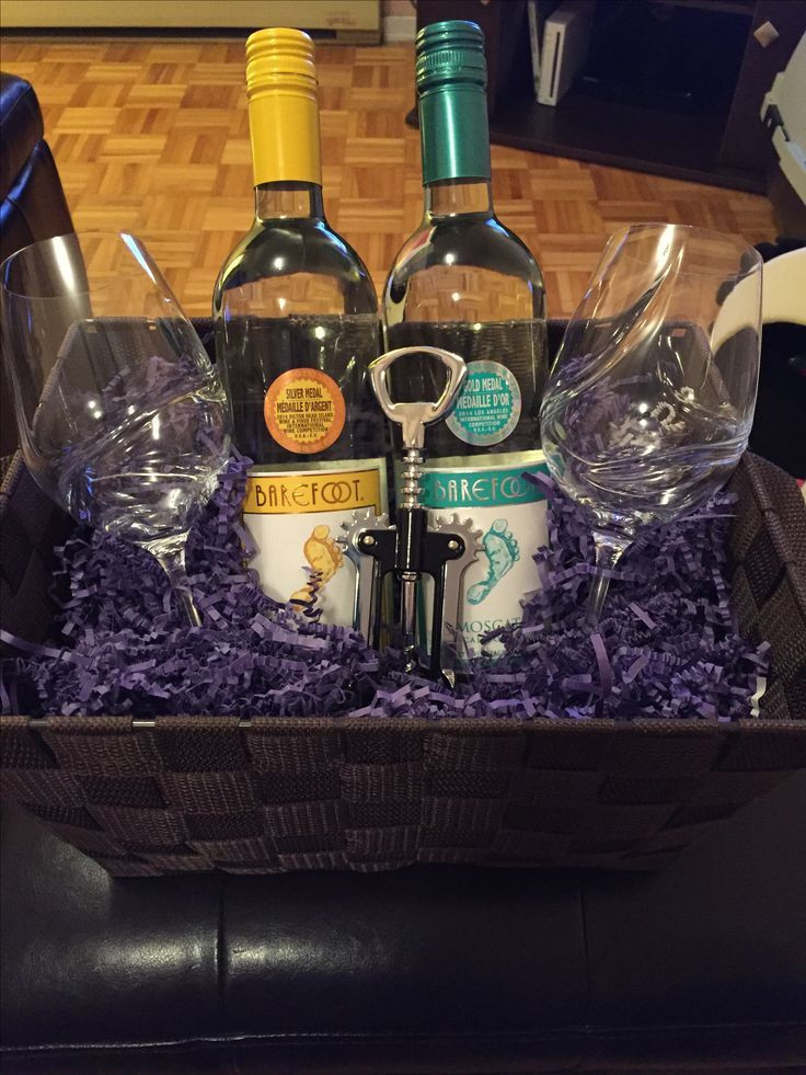 Wine Themed Gift Basket Ideas
 Treat yourself to some snacks