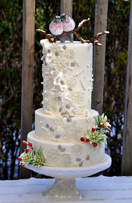 Winter Themed Wedding Cakes
 Winter Wedding Cakes We Love