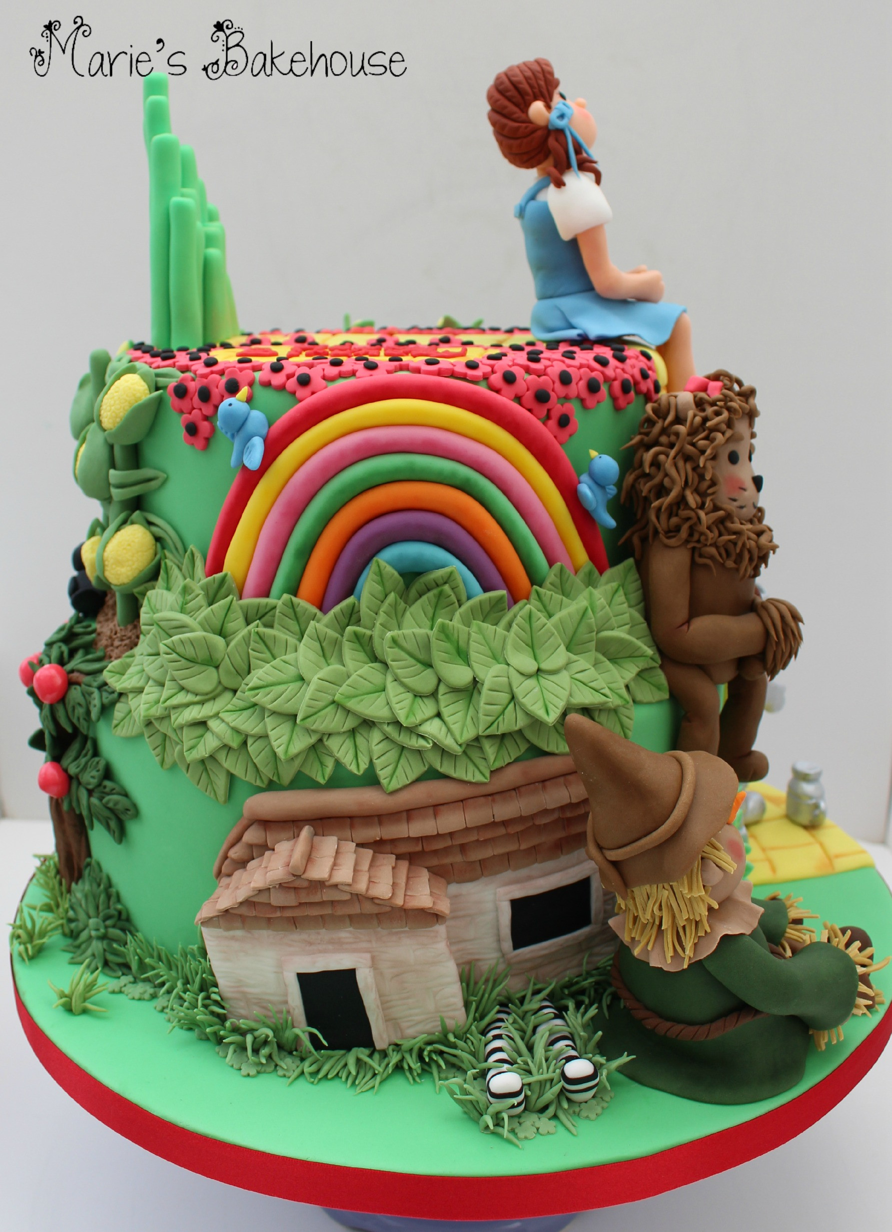 Wizard Of Oz Birthday Cake
 Gold Winning Wizard Oz Cake From Cake International