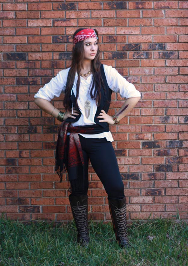 Women DIY Costume Ideas
 25 Argh tastic DIY Pirate Costume Ideas