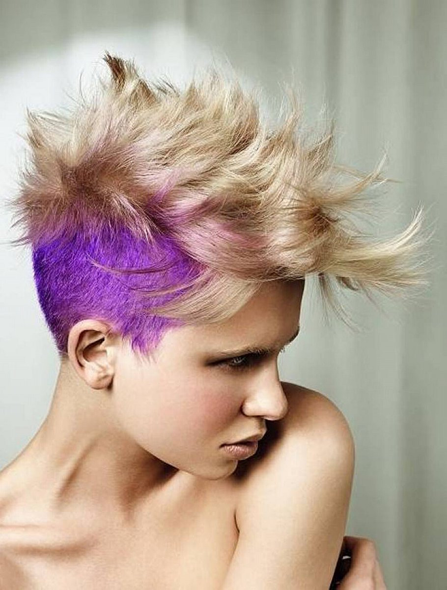 Womens Spiked Haircuts
 21 Short and Spiky Haircuts For Women