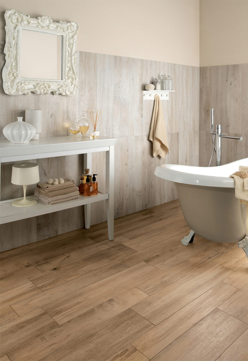 Wood Look Tile Bathroom Floor
 Bathroom With Wood Tile Floor Home Decorating Ideas