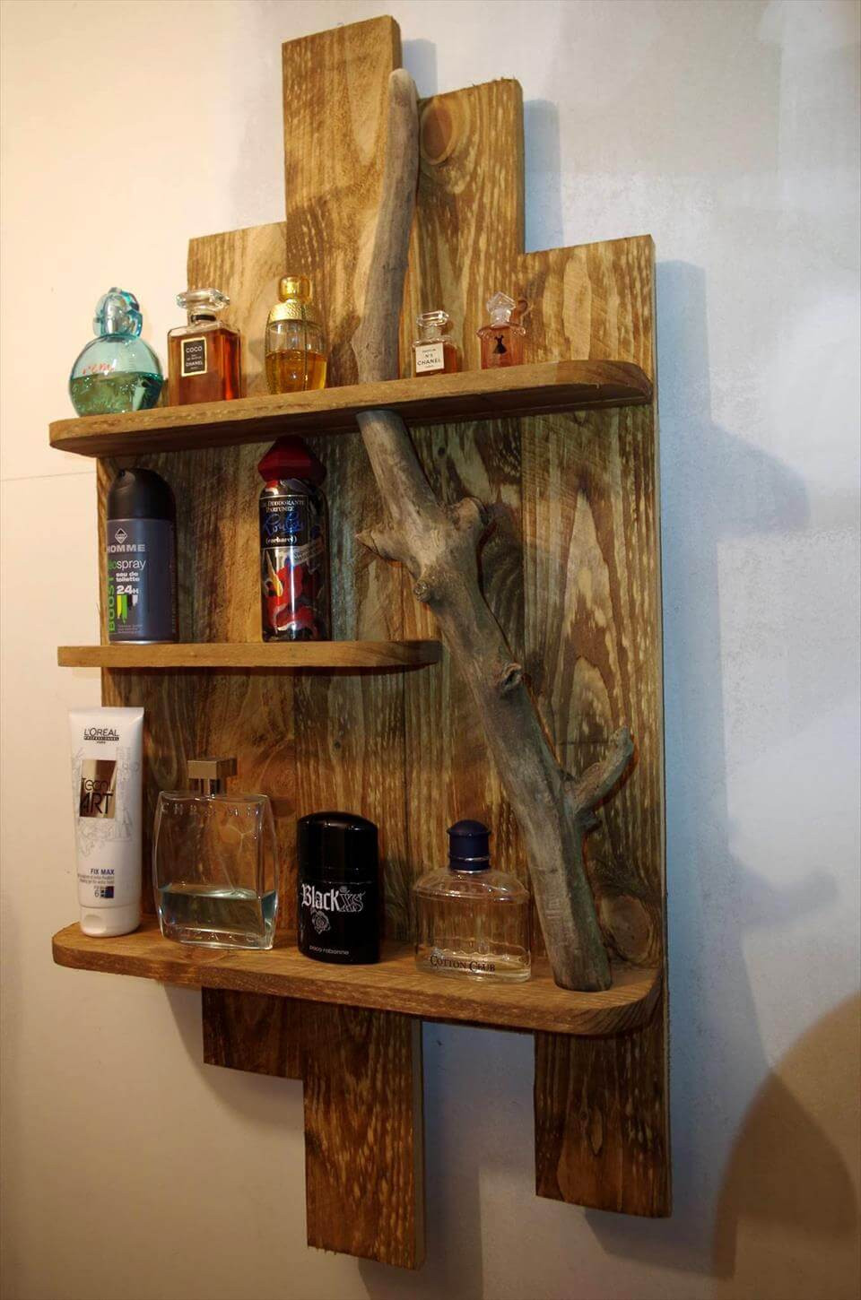 Wood Pallet Shelves DIY
 DIY Pallet Shelf for Toiletry Pallets Pro