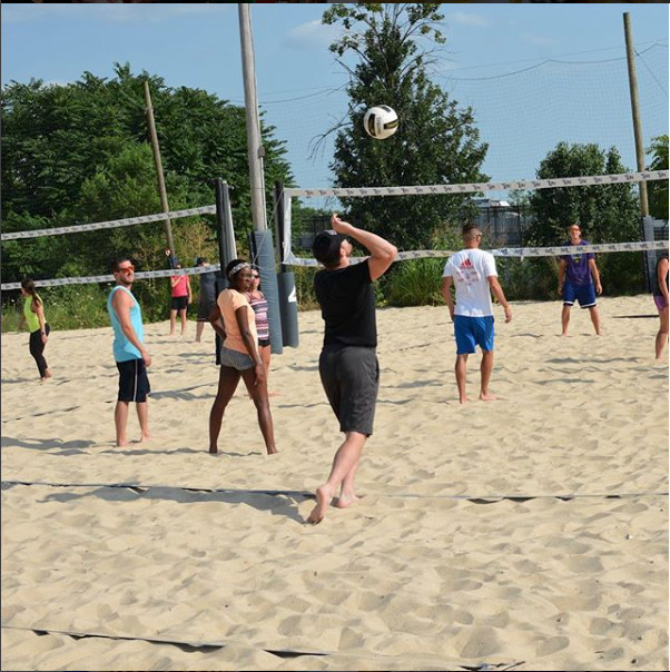 Woodlands Backyard Volleyball
 looking to active There s plenty of unique options