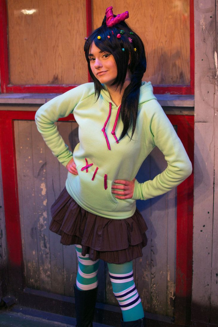 Wreck It Ralph Costumes DIY
 Vanellope von Schweetz The Glitch Cosplay from Wreck It