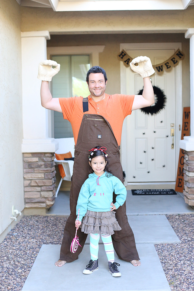 Wreck It Ralph Costumes DIY
 Halloween DIY Wreck It Ralph Family Costume See Vanessa