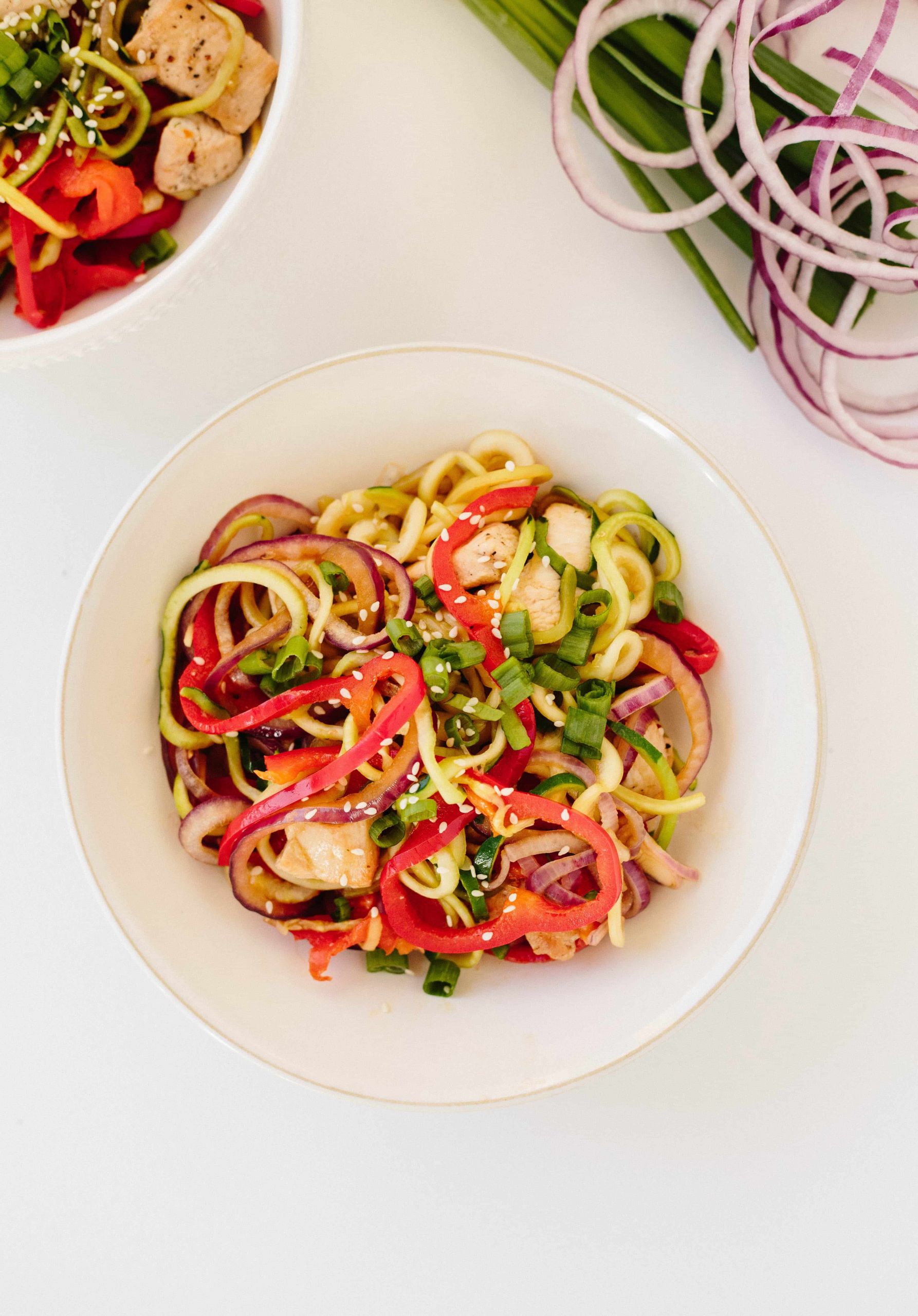 Zucchini Noodles Chicken Stir Fry
 Spicy Sesame Ginger Chicken Stir Fry with Zucchini Noodles